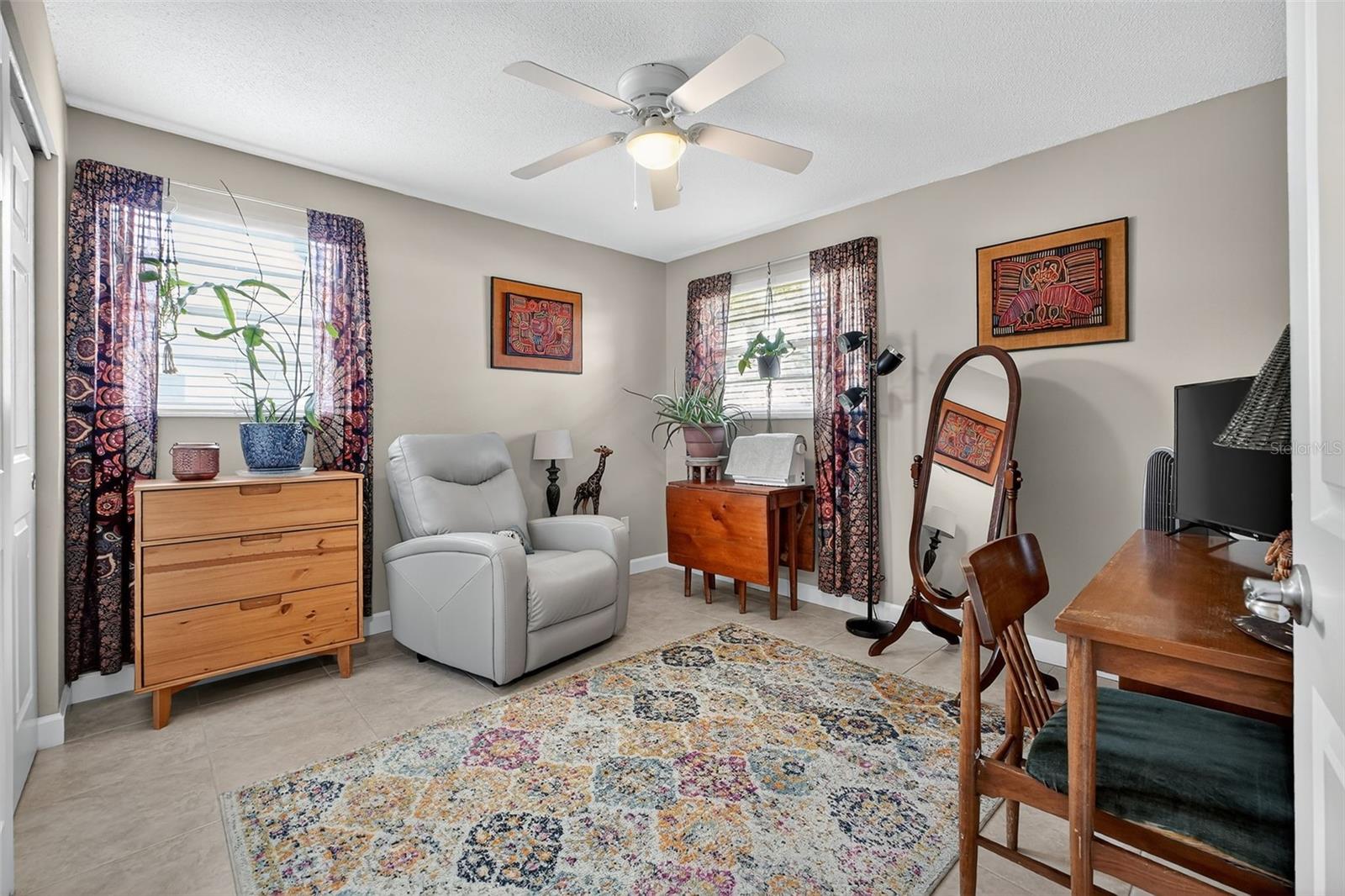 Image 28 of 49 For 2324 Green Street