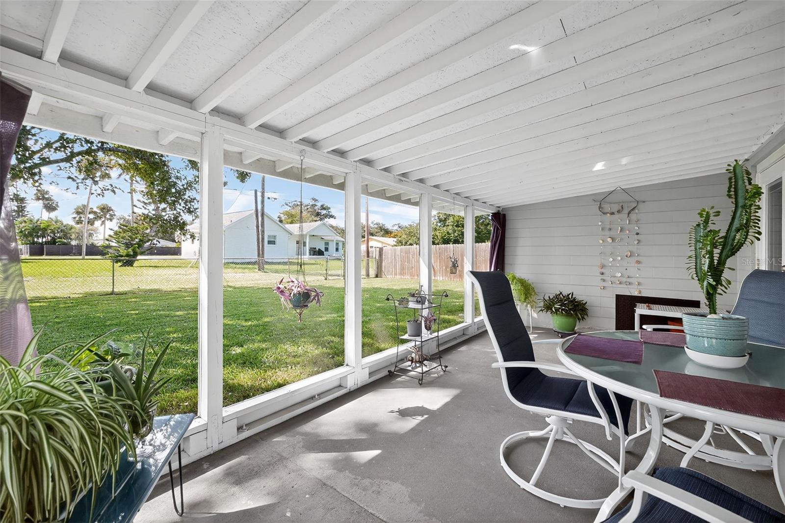 Image 39 of 49 For 2324 Green Street