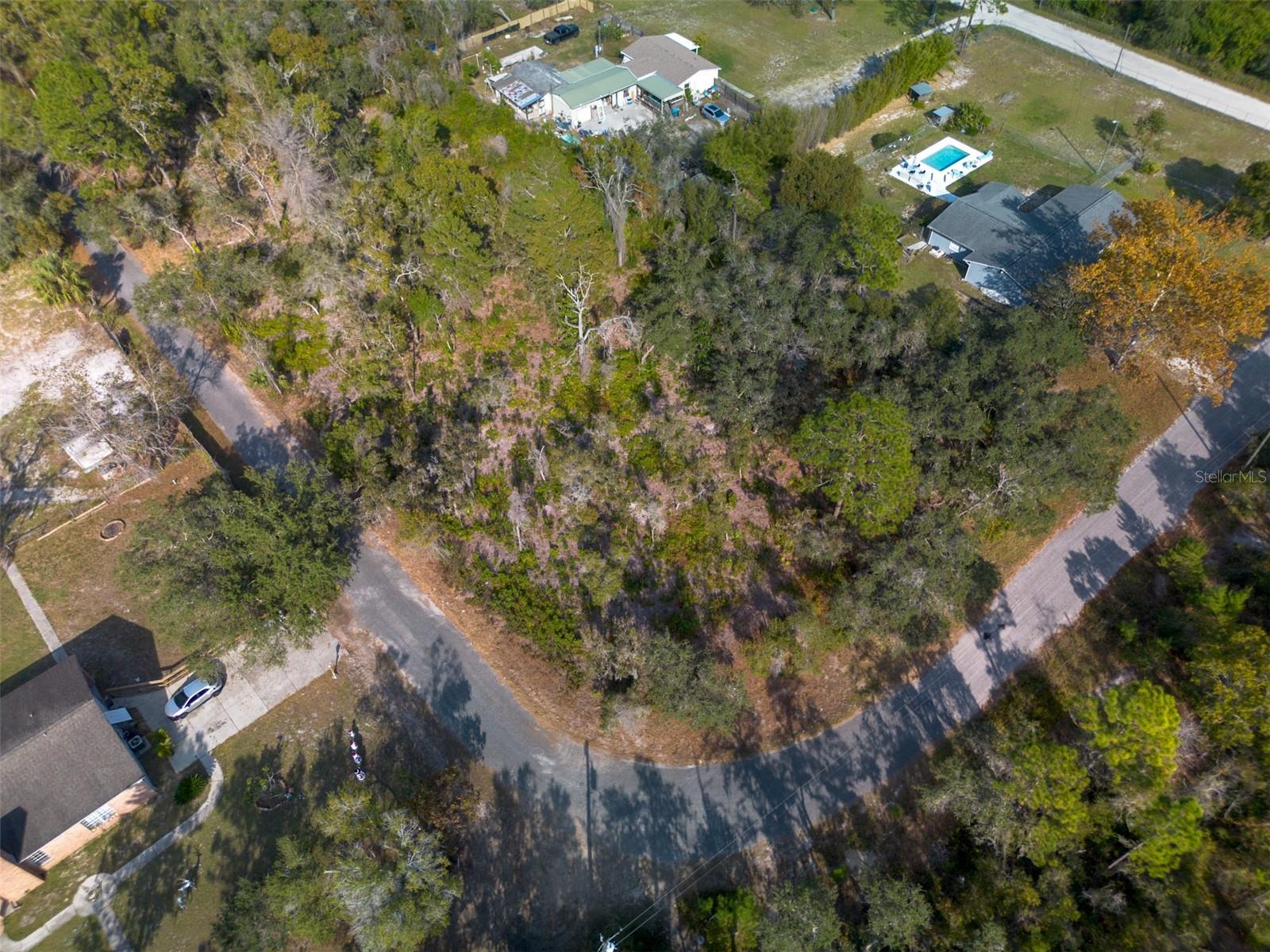 Image 6 of 24 For 605 Lake Butler Avenue