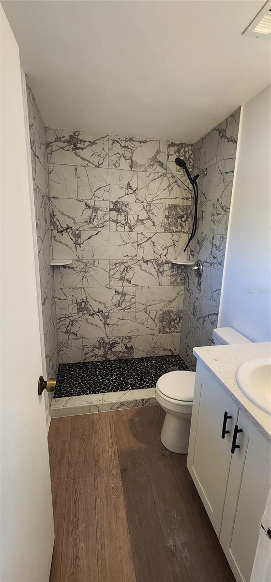 Image 10 of 10 For 390 Clark Street