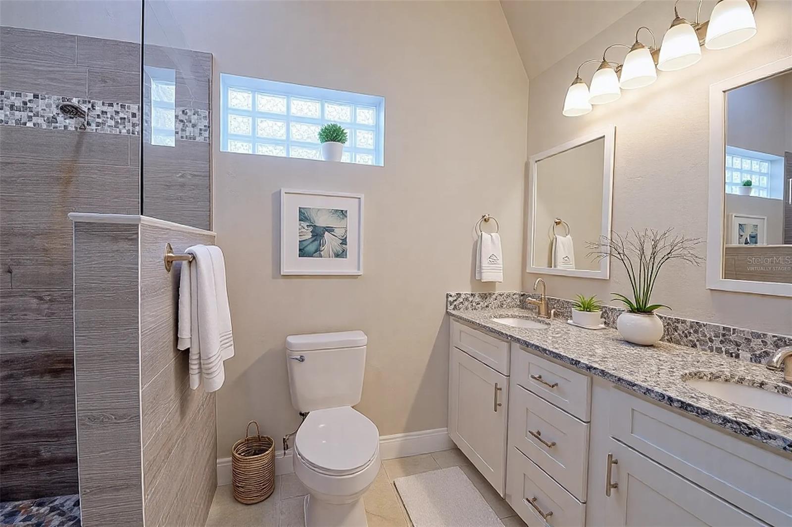 Image 32 of 48 For 101 Lucky Drive