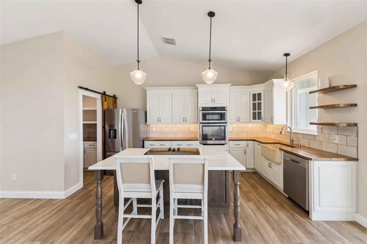 Image 13 of 90 For 6191 Turtlemound Road