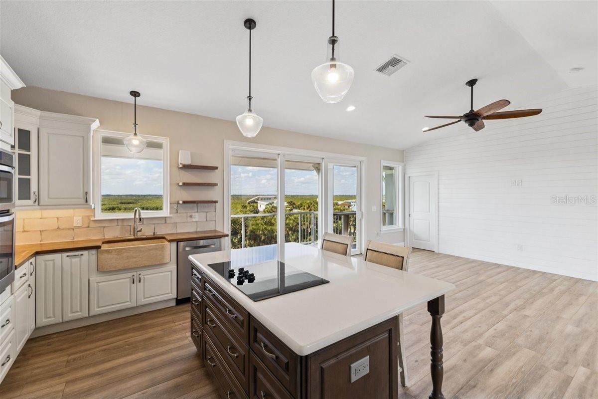 Image 14 of 90 For 6191 Turtlemound Road