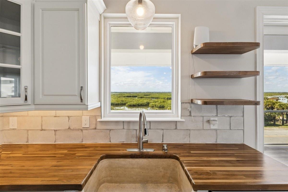 Image 18 of 90 For 6191 Turtlemound Road