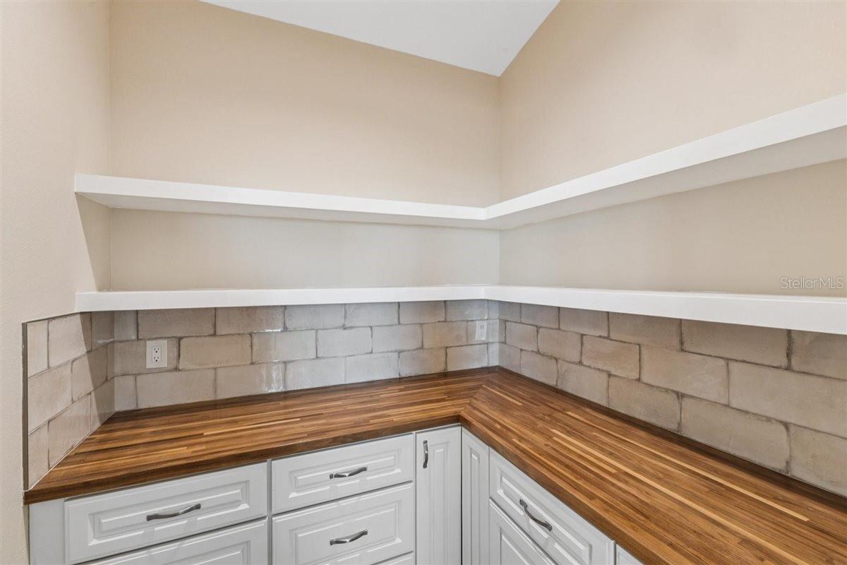 Image 20 of 90 For 6191 Turtlemound Road