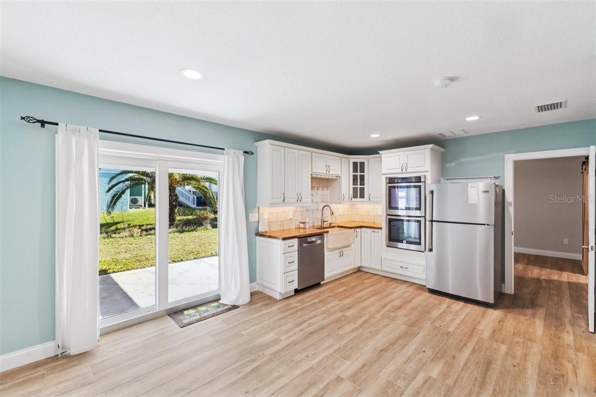 Image 33 of 90 For 6191 Turtlemound Road