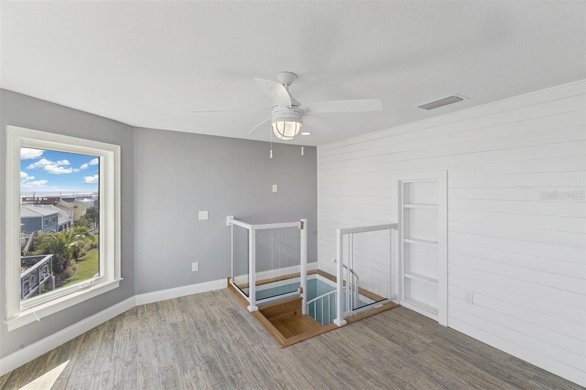 Image 55 of 90 For 6191 Turtlemound Road