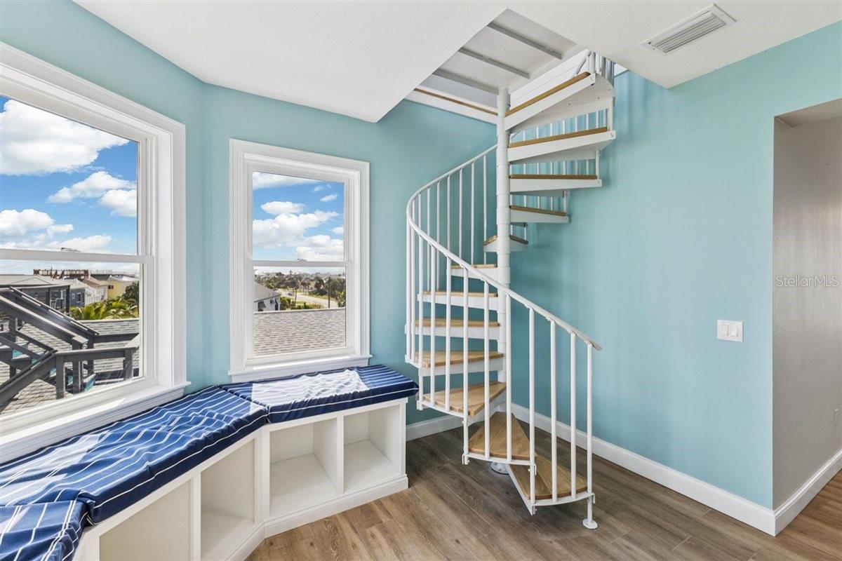 Image 59 of 90 For 6191 Turtlemound Road