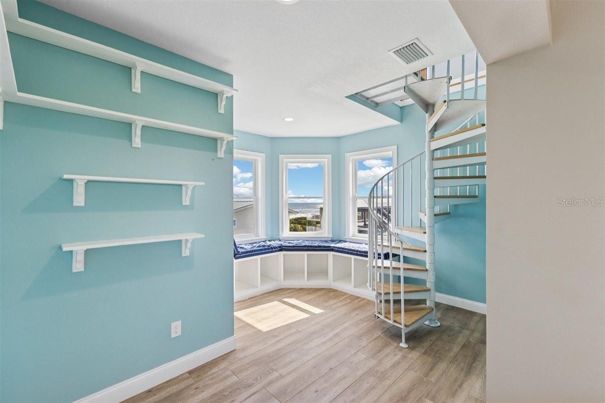 Image 61 of 90 For 6191 Turtlemound Road