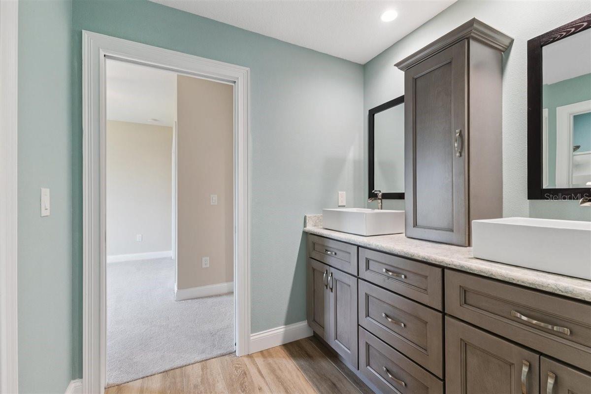 Image 67 of 90 For 6191 Turtlemound Road