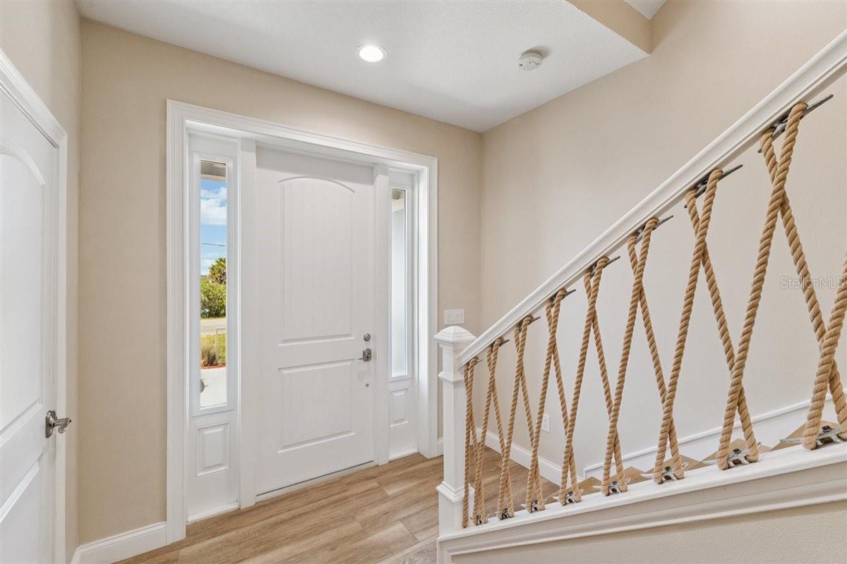 Image 9 of 90 For 6191 Turtlemound Road