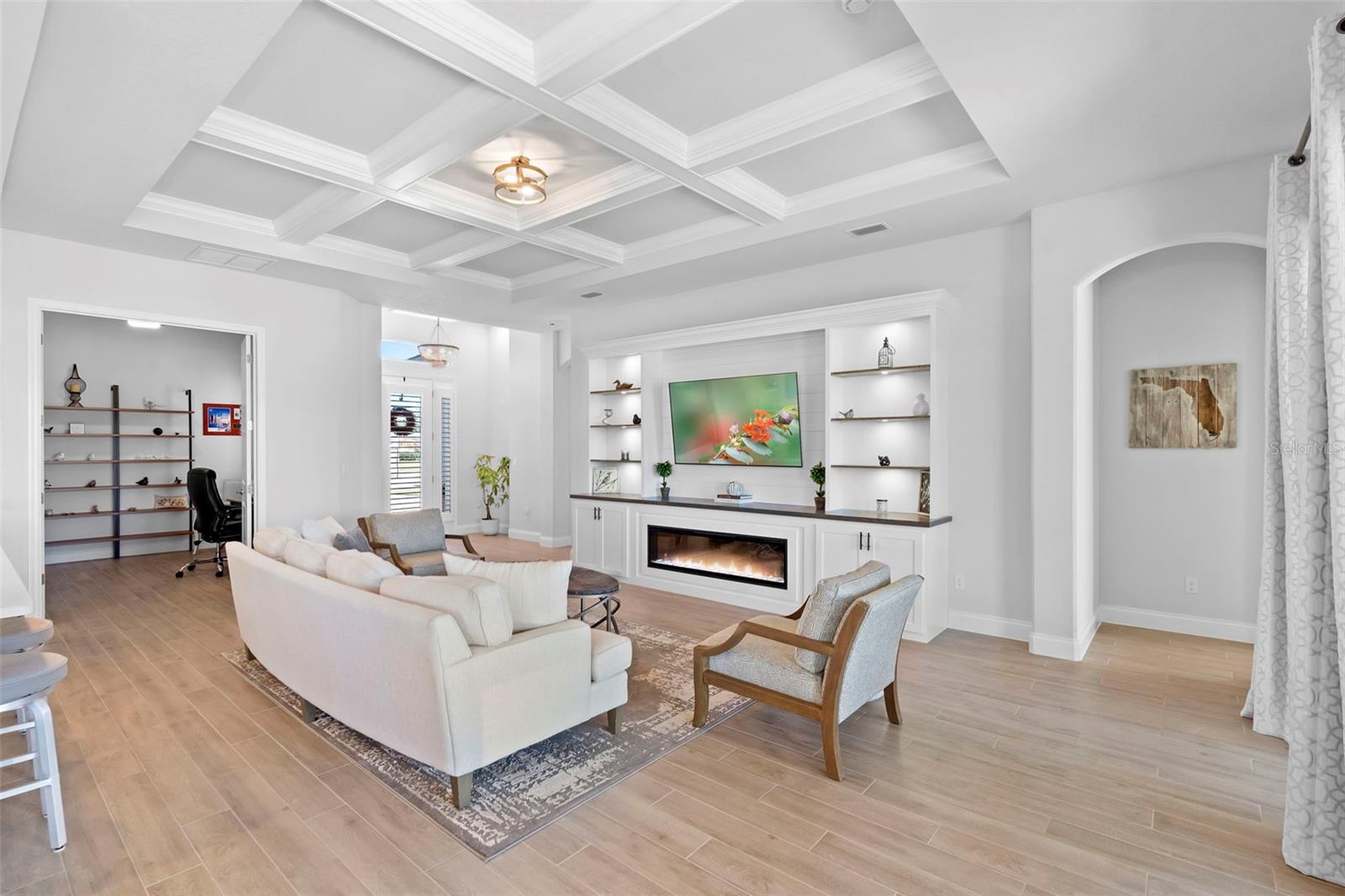 Image 10 of 46 For 1018 Megano Boulevard