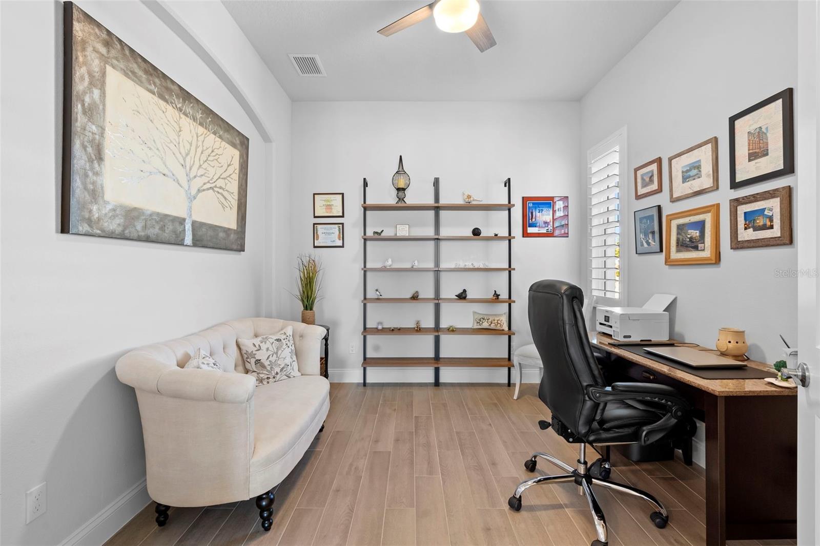 Image 9 of 46 For 1018 Megano Boulevard