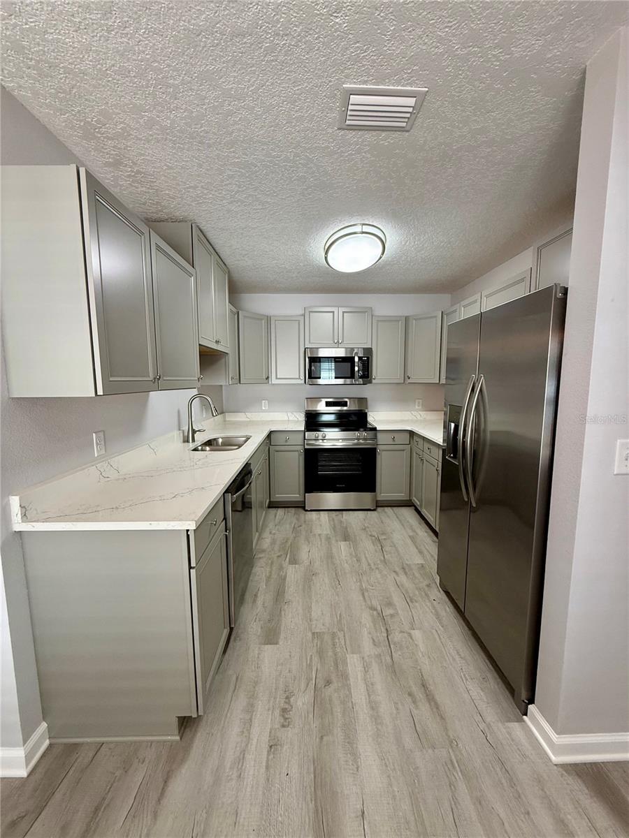 Image 17 of 36 For 2410 Glen Eagles Drive