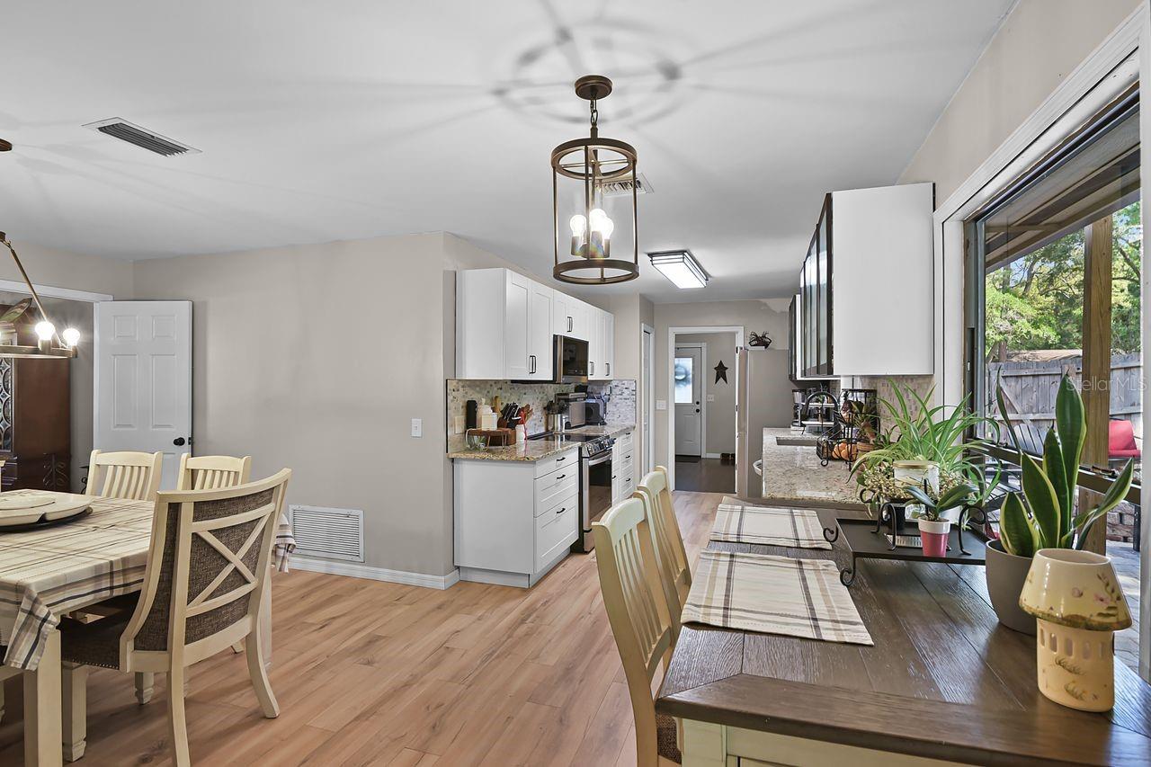 Image 7 of 21 For 889 Torchwood Drive