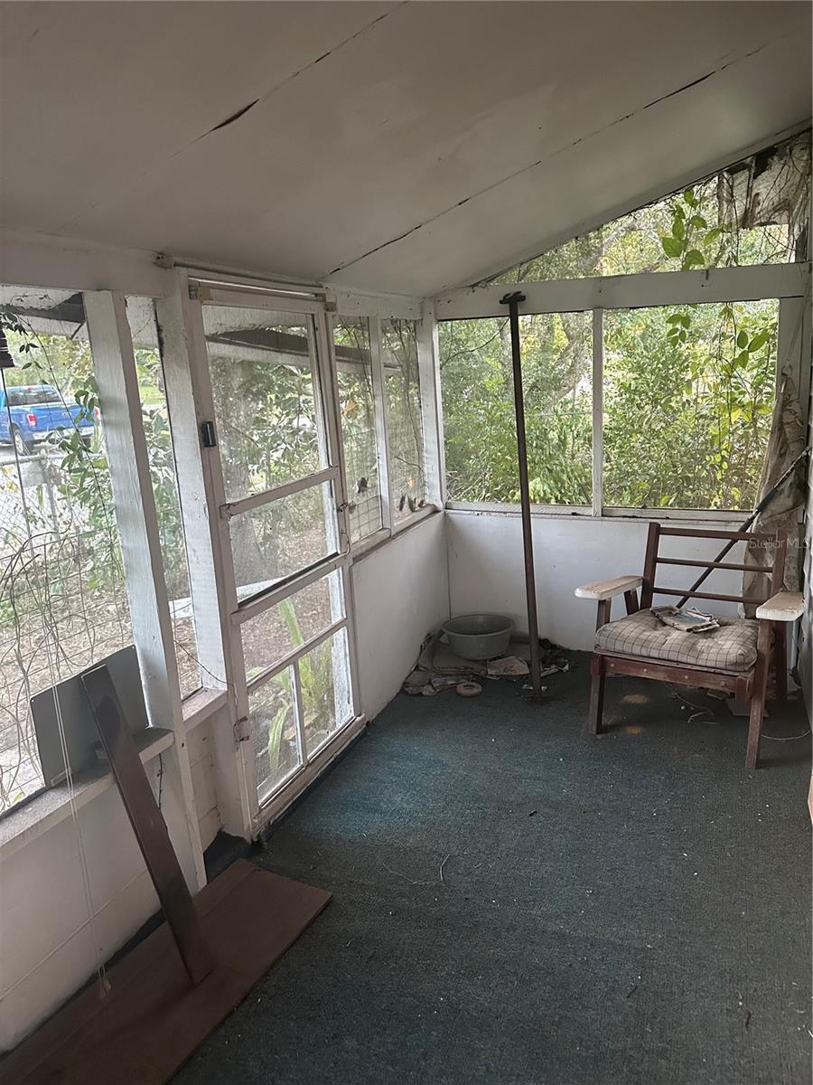 Image 18 of 23 For 511 Bartlett Street