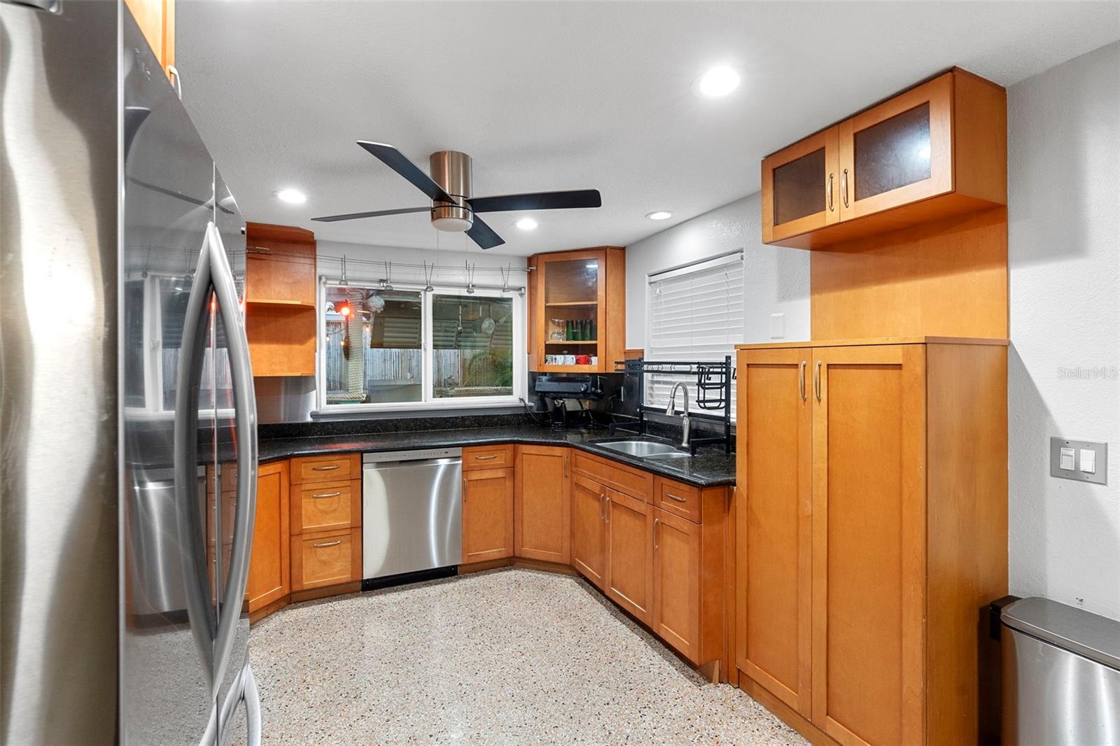 Image 13 of 45 For 650 Pine Street