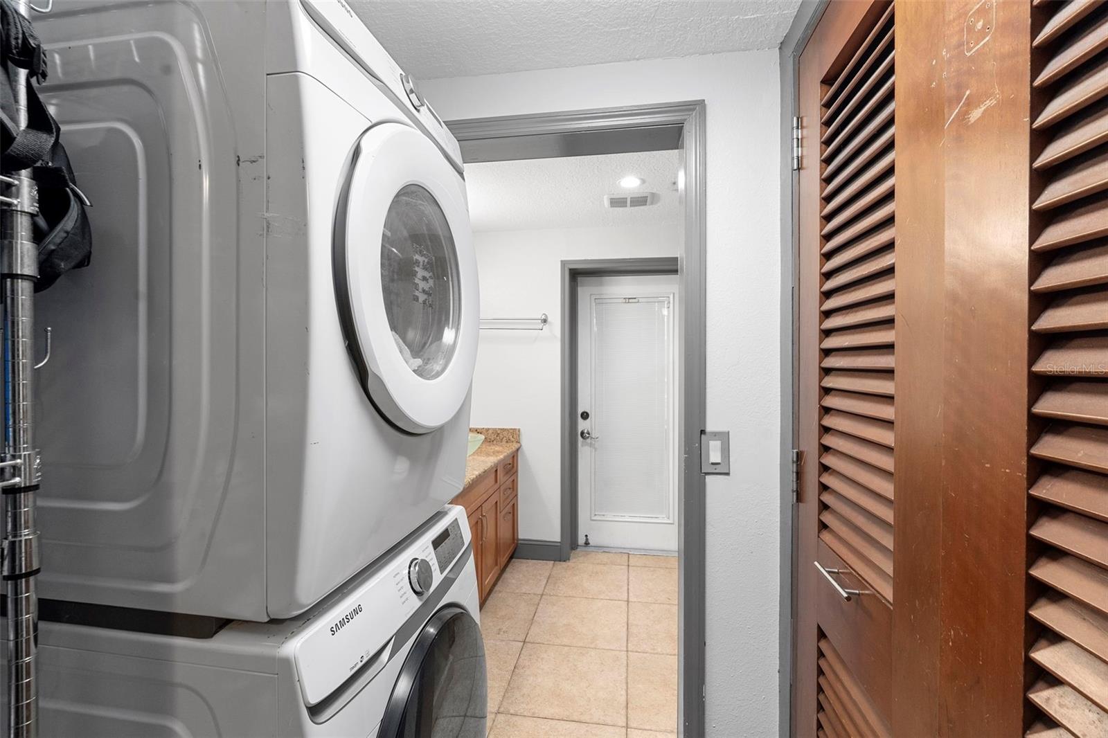 Image 38 of 45 For 650 Pine Street