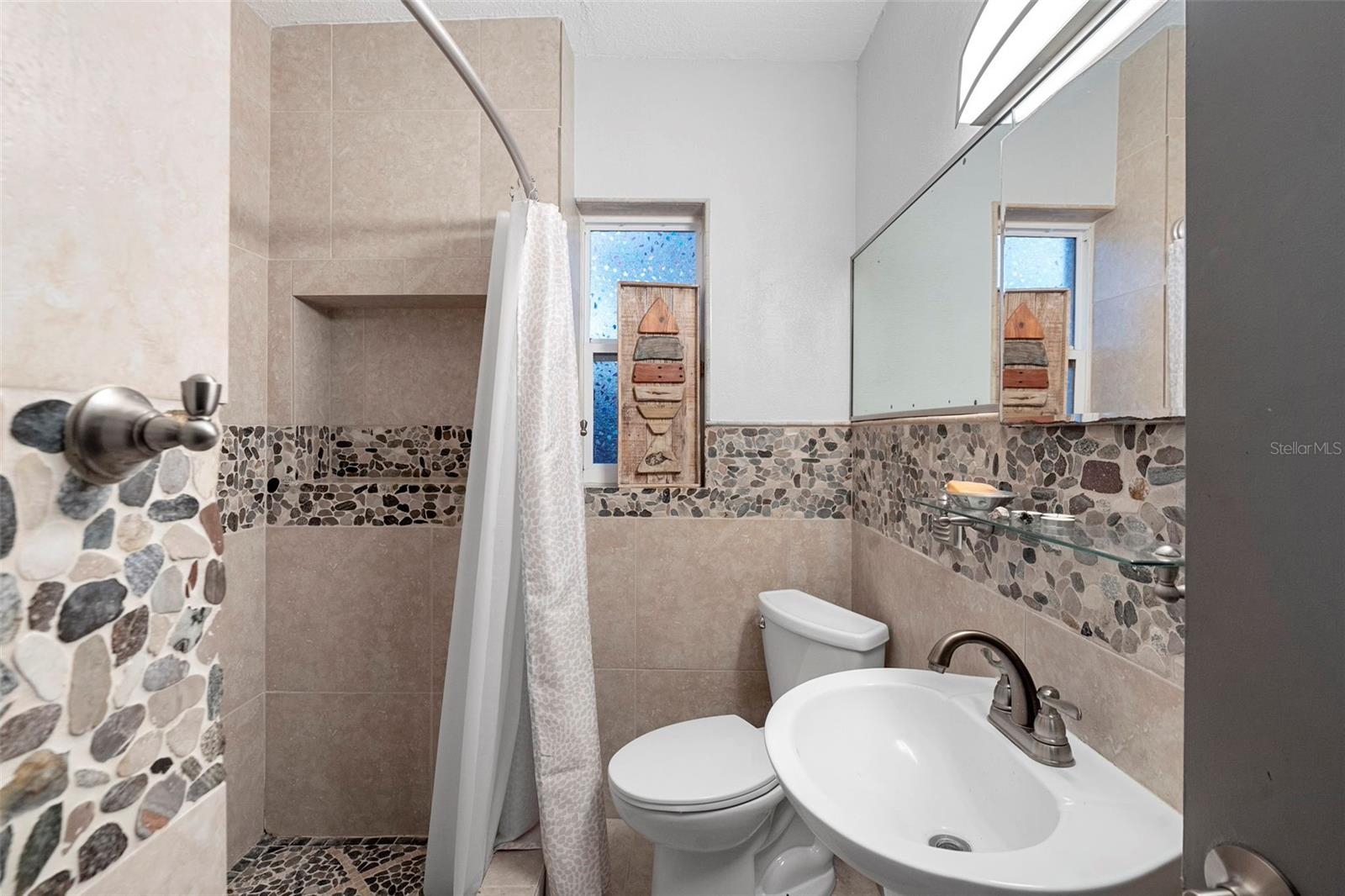 Image 43 of 45 For 650 Pine Street