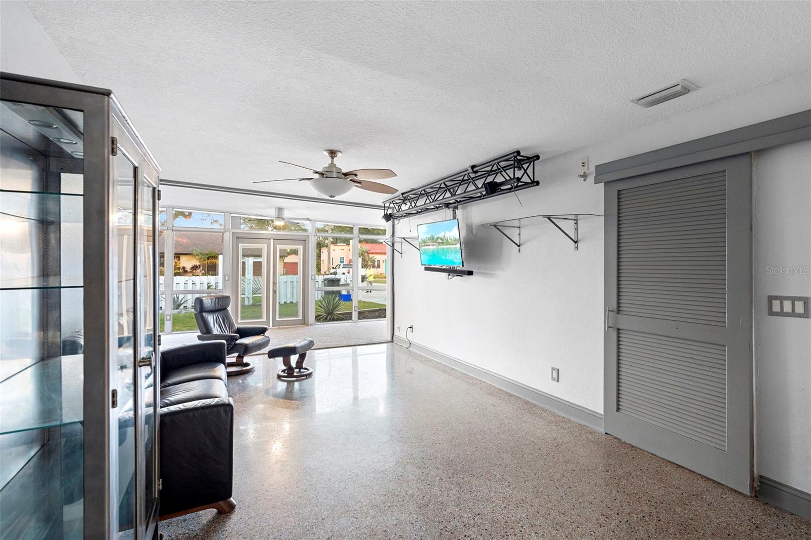 Image 7 of 45 For 650 Pine Street