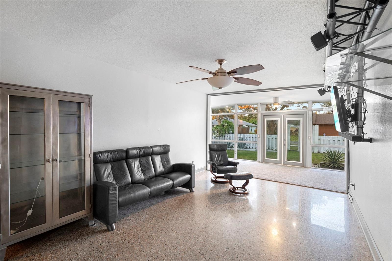 Image 9 of 45 For 650 Pine Street