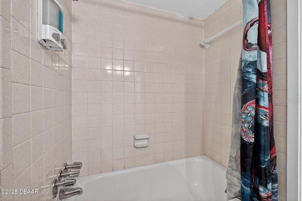 Image 10 of 31 For 800 Atlantic Avenue 201