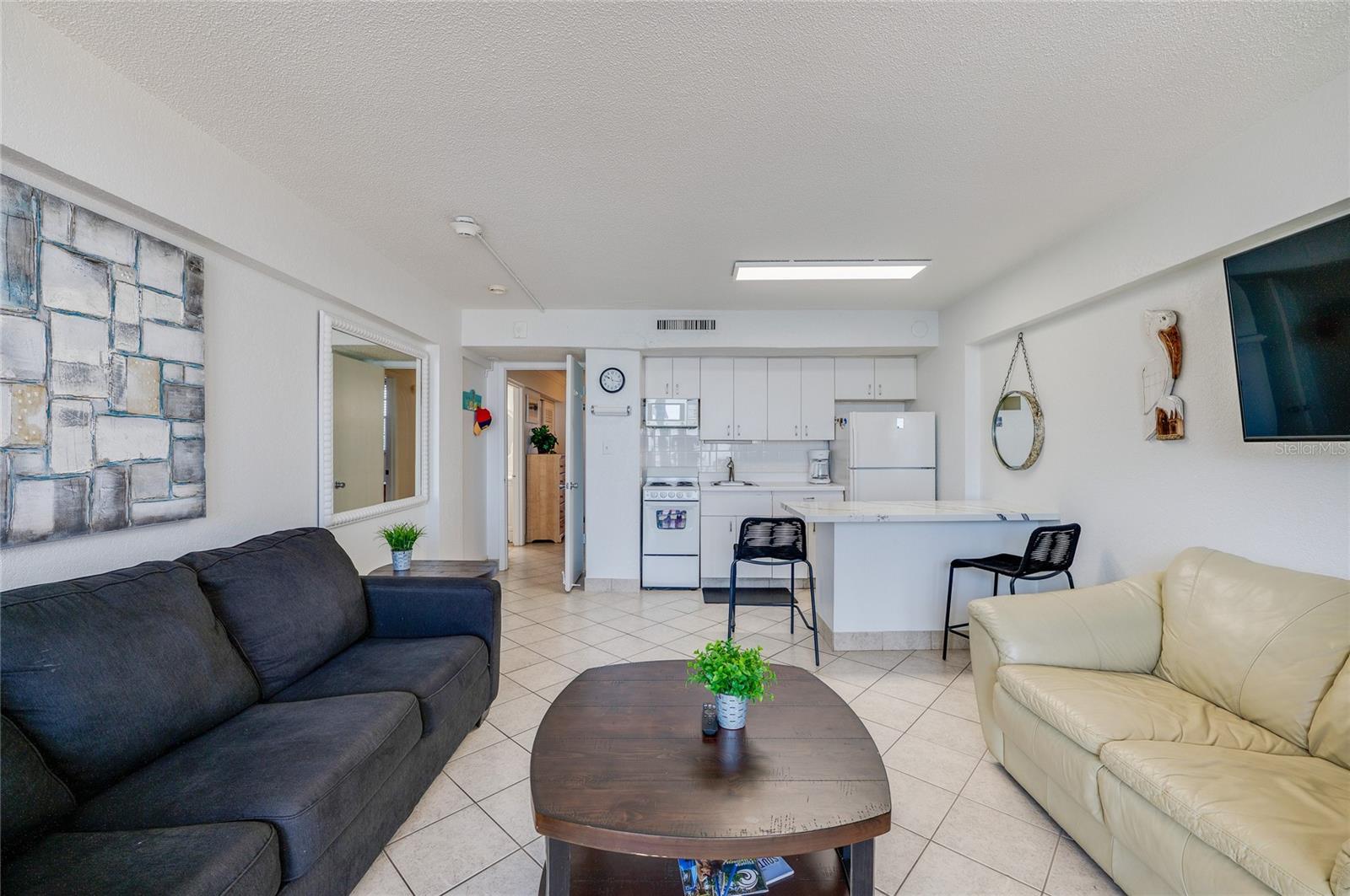 Image 9 of 24 For 2301 Atlantic Avenue 210