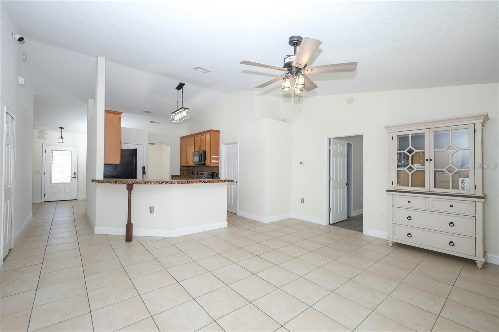 Image 11 of 41 For 1559 5th Avenue