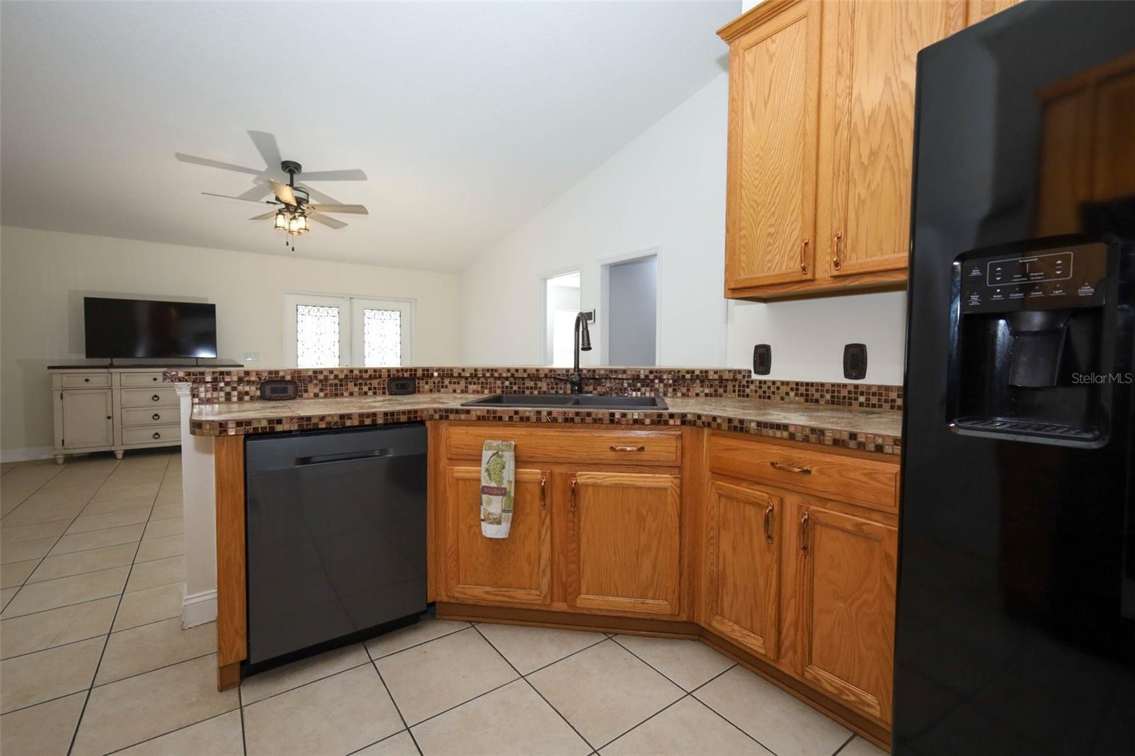 Image 14 of 41 For 1559 5th Avenue