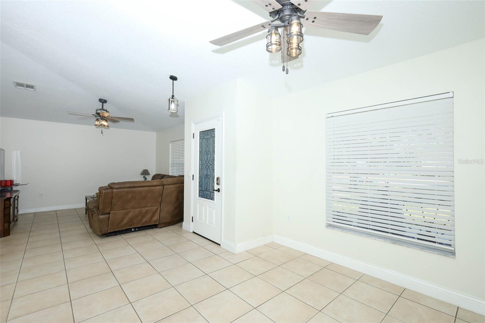 Image 7 of 41 For 1559 5th Avenue
