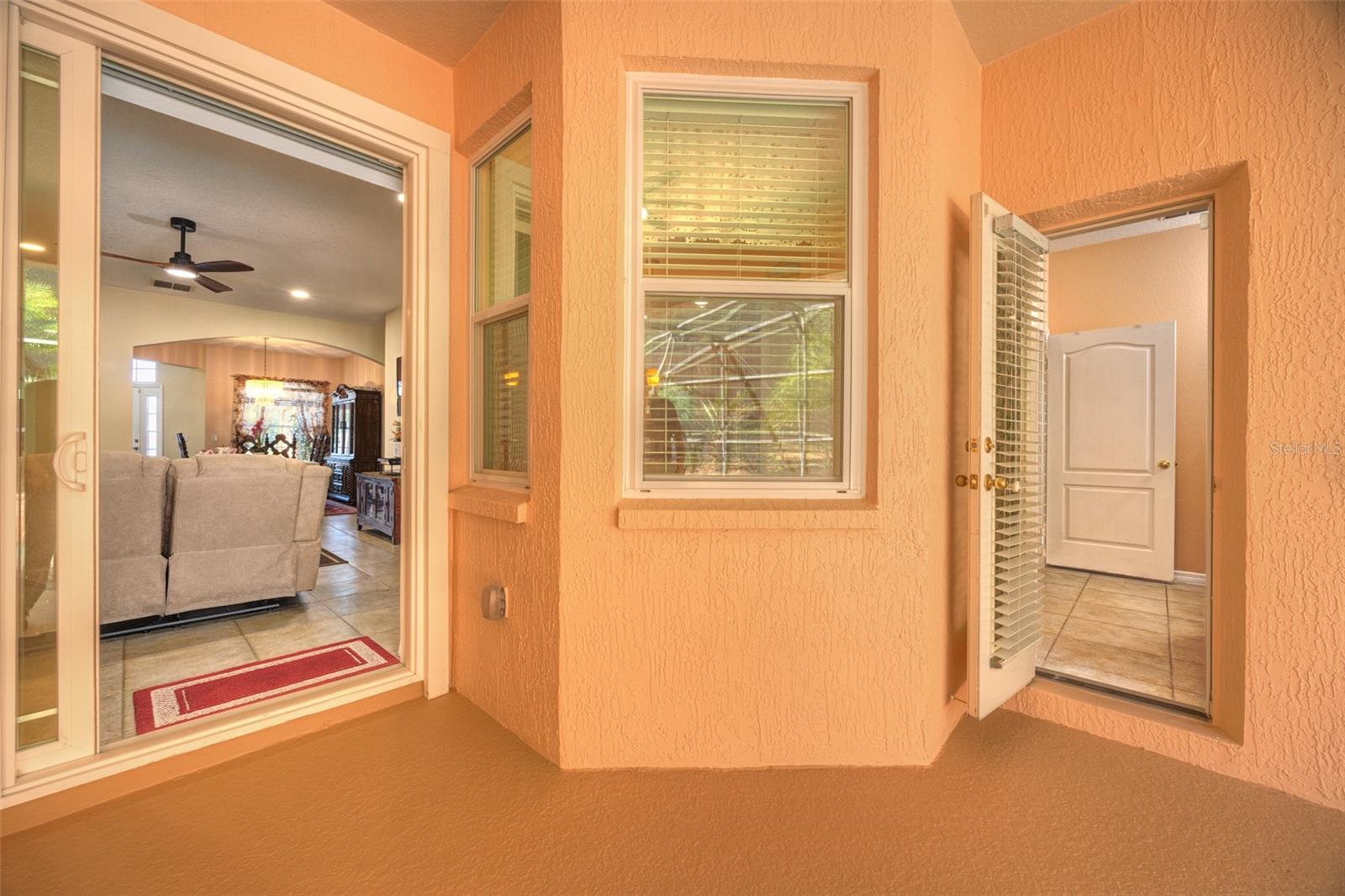 Image 20 of 47 For 111 Cinnamon Oak Drive