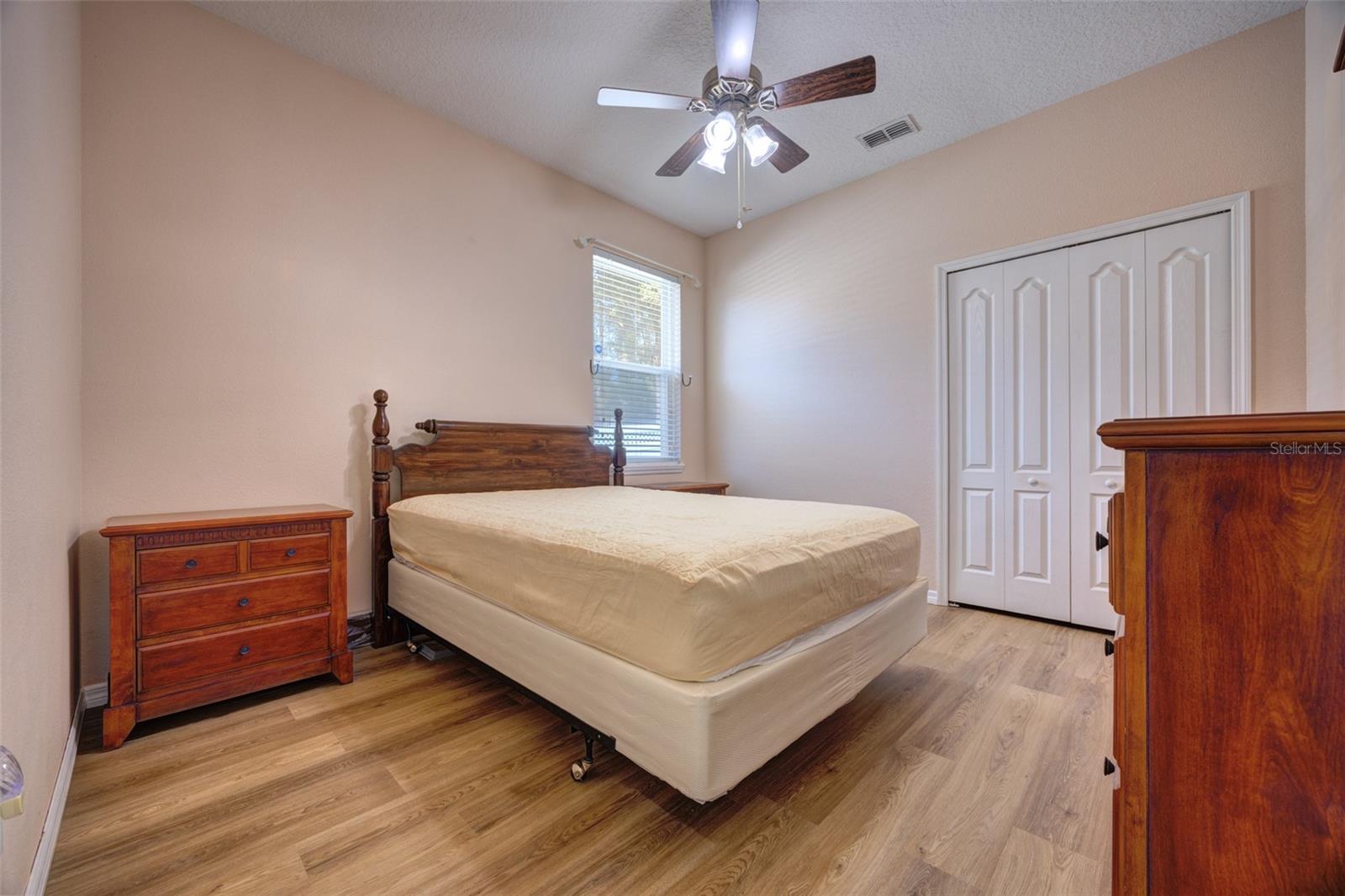 Image 32 of 47 For 111 Cinnamon Oak Drive