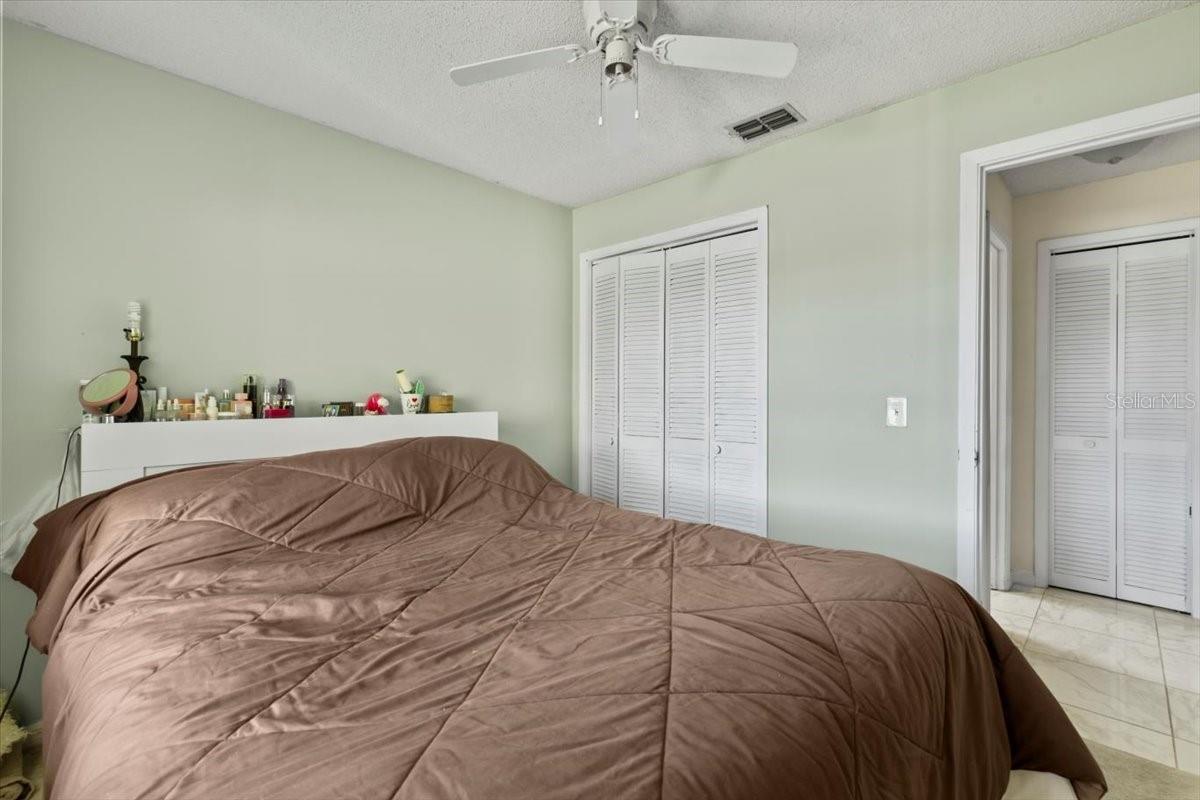 Image 30 of 66 For 1020 Calle Grande Street