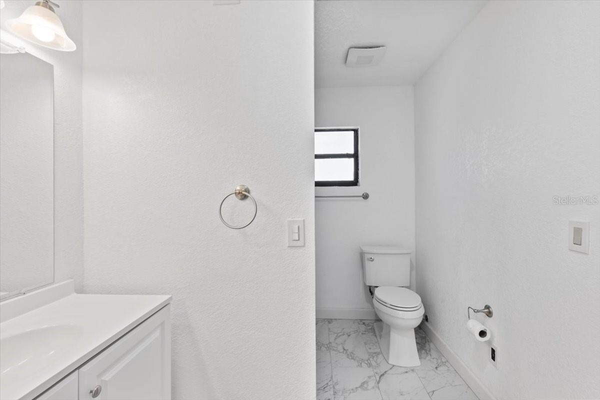 Image 42 of 66 For 1020 Calle Grande Street