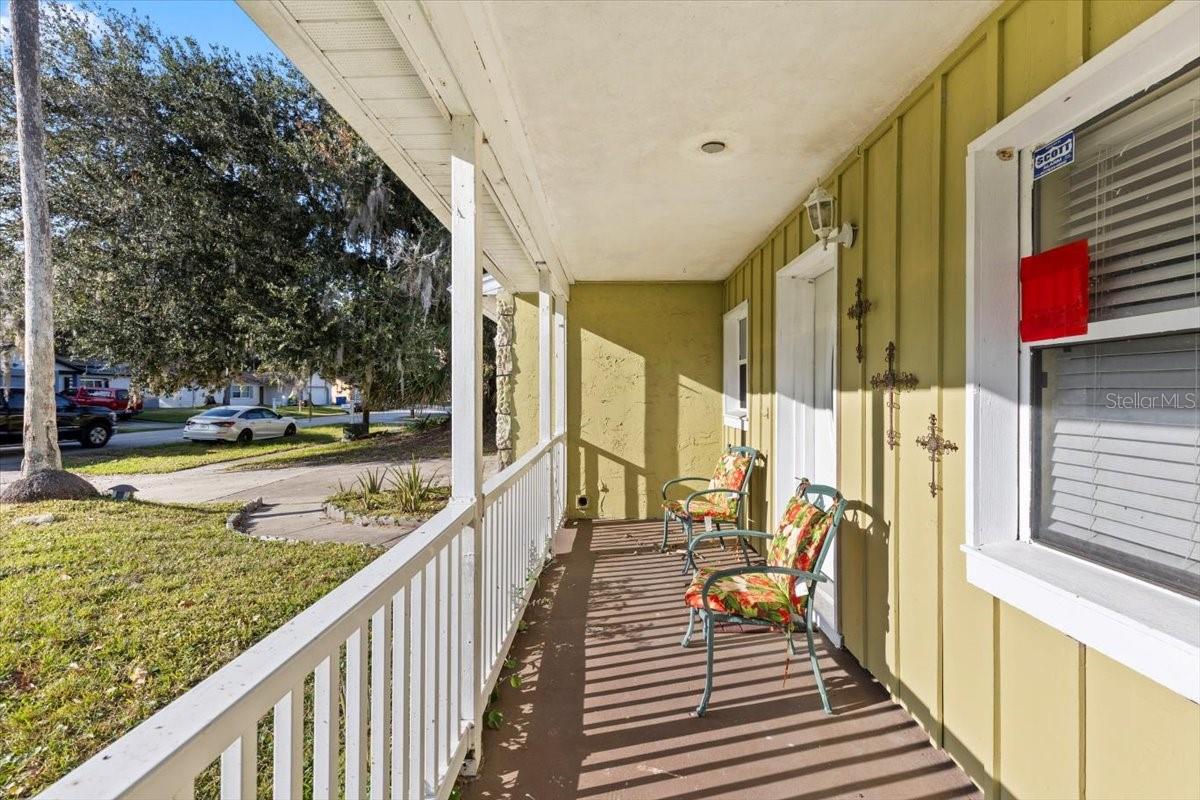 Image 5 of 66 For 1020 Calle Grande Street