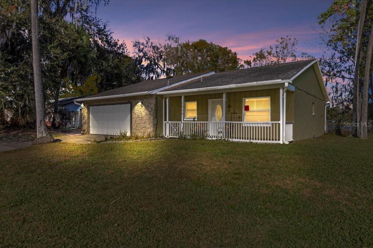 Image 8 of 66 For 1020 Calle Grande Street