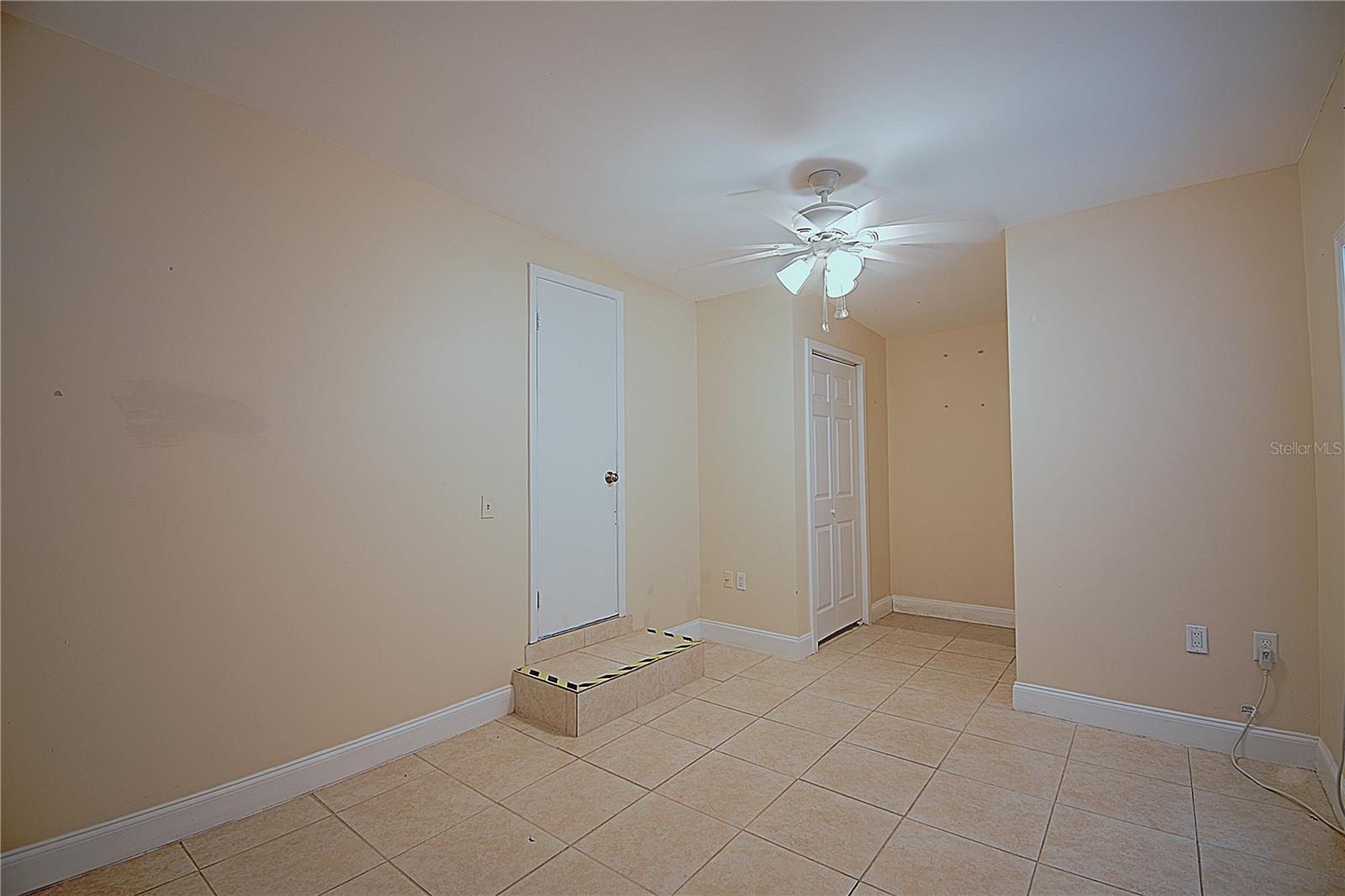 Image 33 of 48 For 1136 Australia Avenue