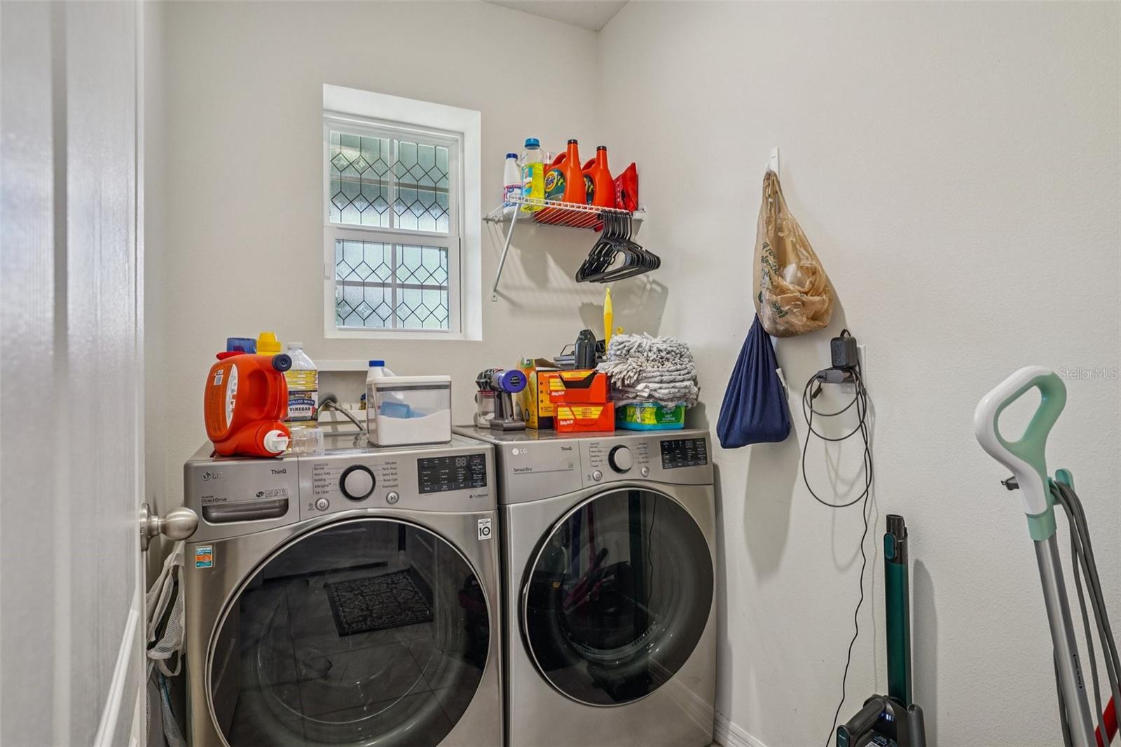 Image 19 of 40 For 470 Liu Lane