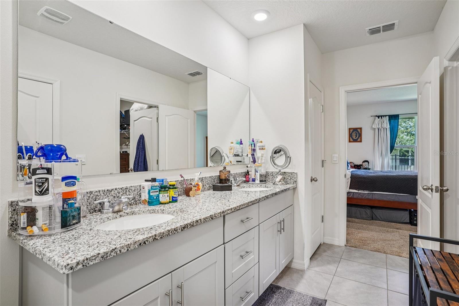 Image 30 of 40 For 470 Liu Lane