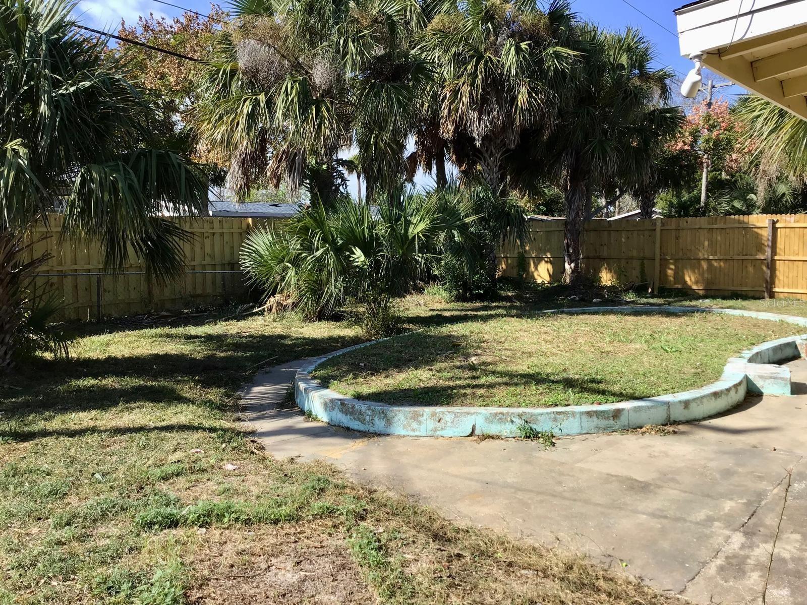 Image 10 of 12 For 854 Derbyshire Road