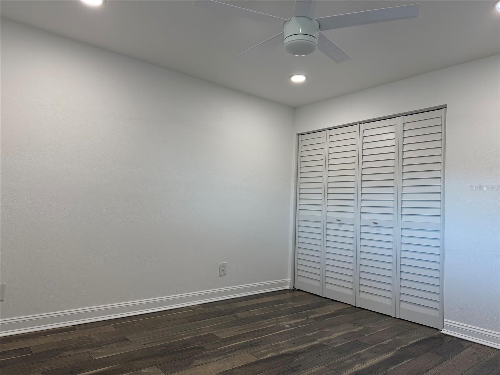 Image 16 of 40 For 1101 Miramar Avenue 209