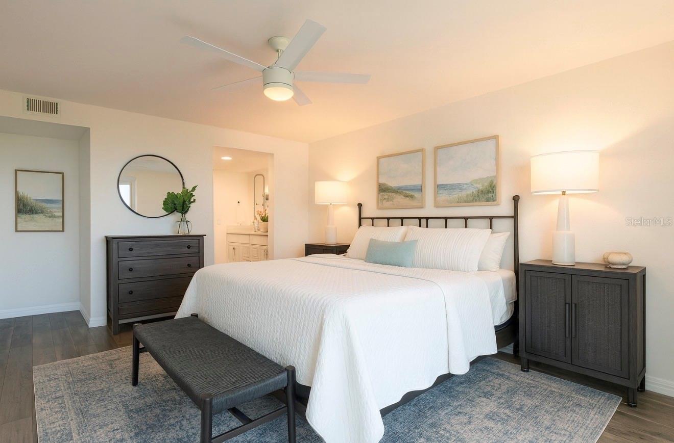 Image 17 of 40 For 1101 Miramar Avenue 209