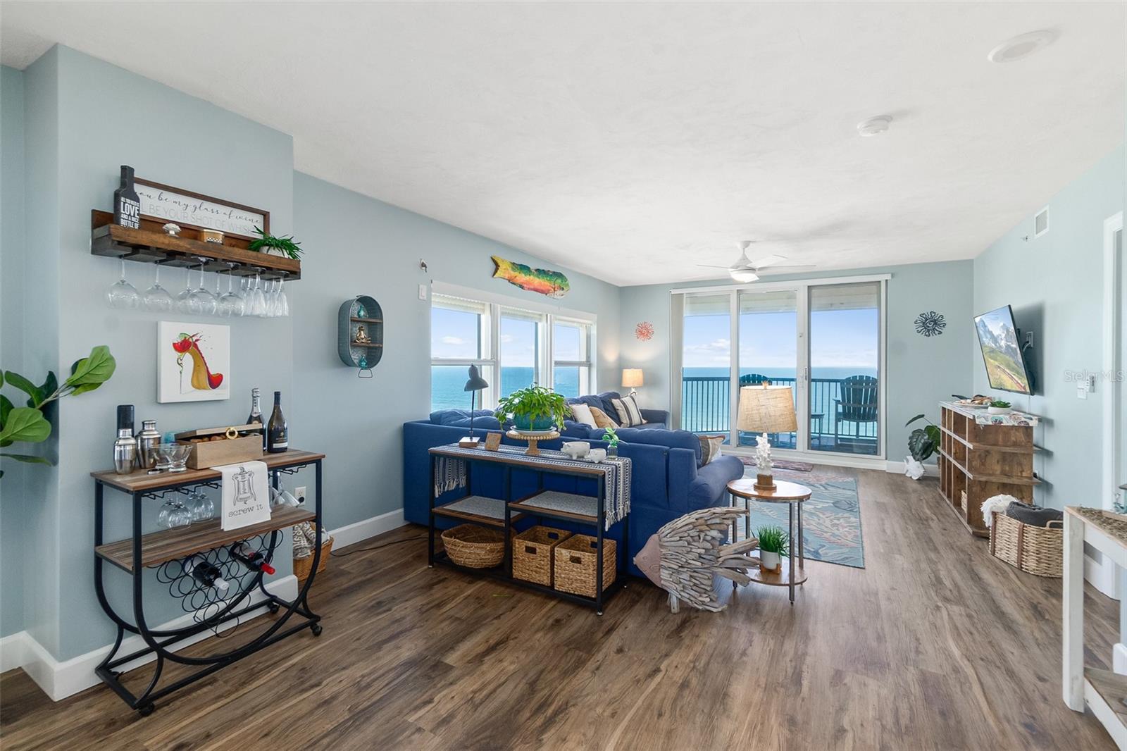 Image 7 of 62 For 3425 Atlantic Avenue 1101