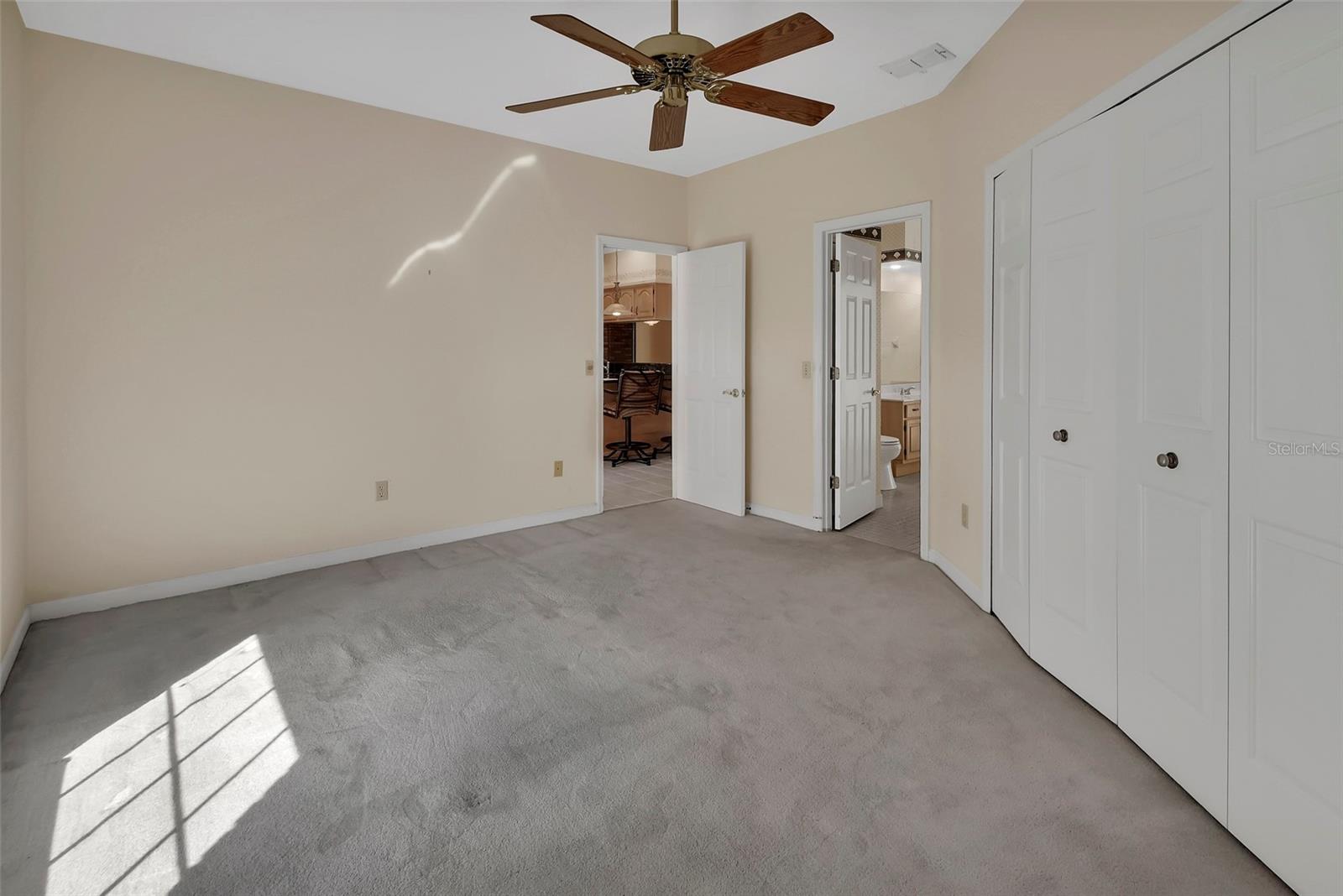 Image 24 of 41 For 1170 Elkcam Boulevard #6