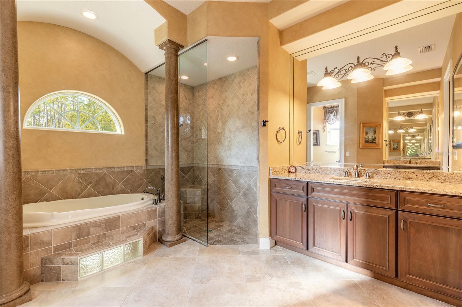 Image 39 of 69 For 310 Grand Landings Parkway