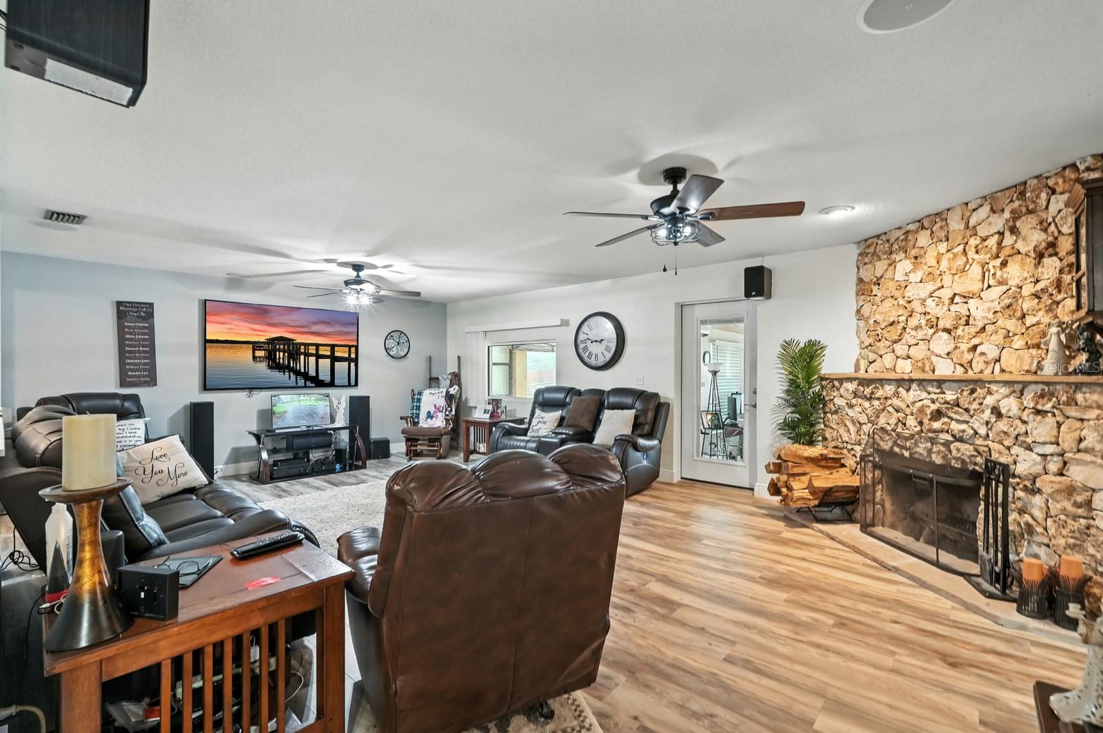 Image 11 of 59 For 6248 Palomino Circle