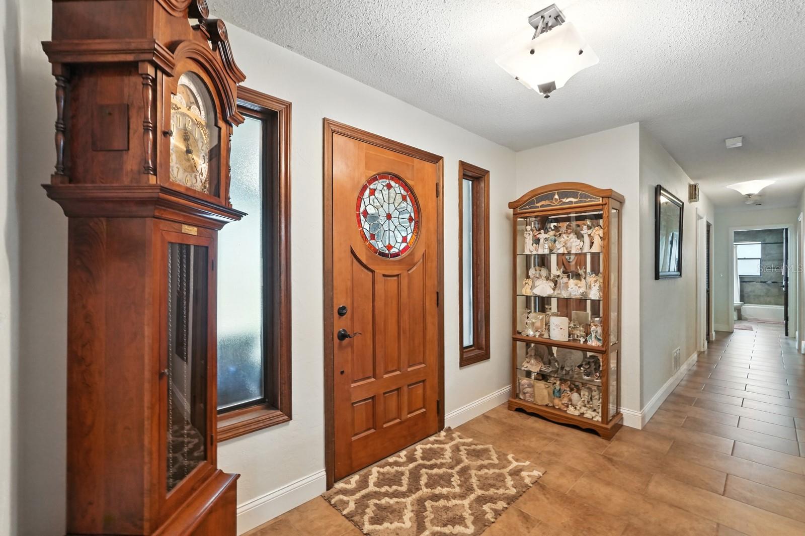 Image 8 of 59 For 6248 Palomino Circle