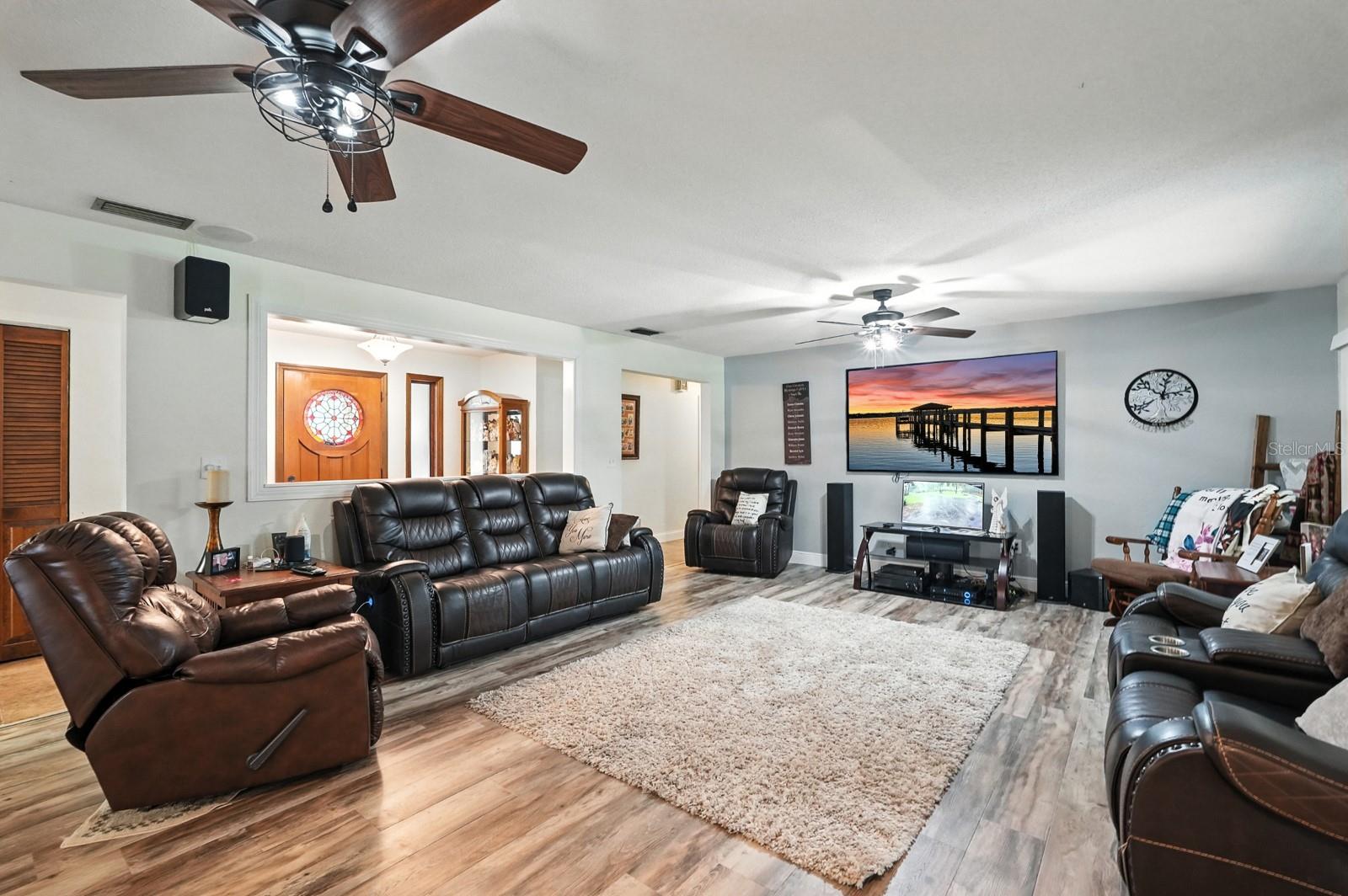 Image 9 of 59 For 6248 Palomino Circle