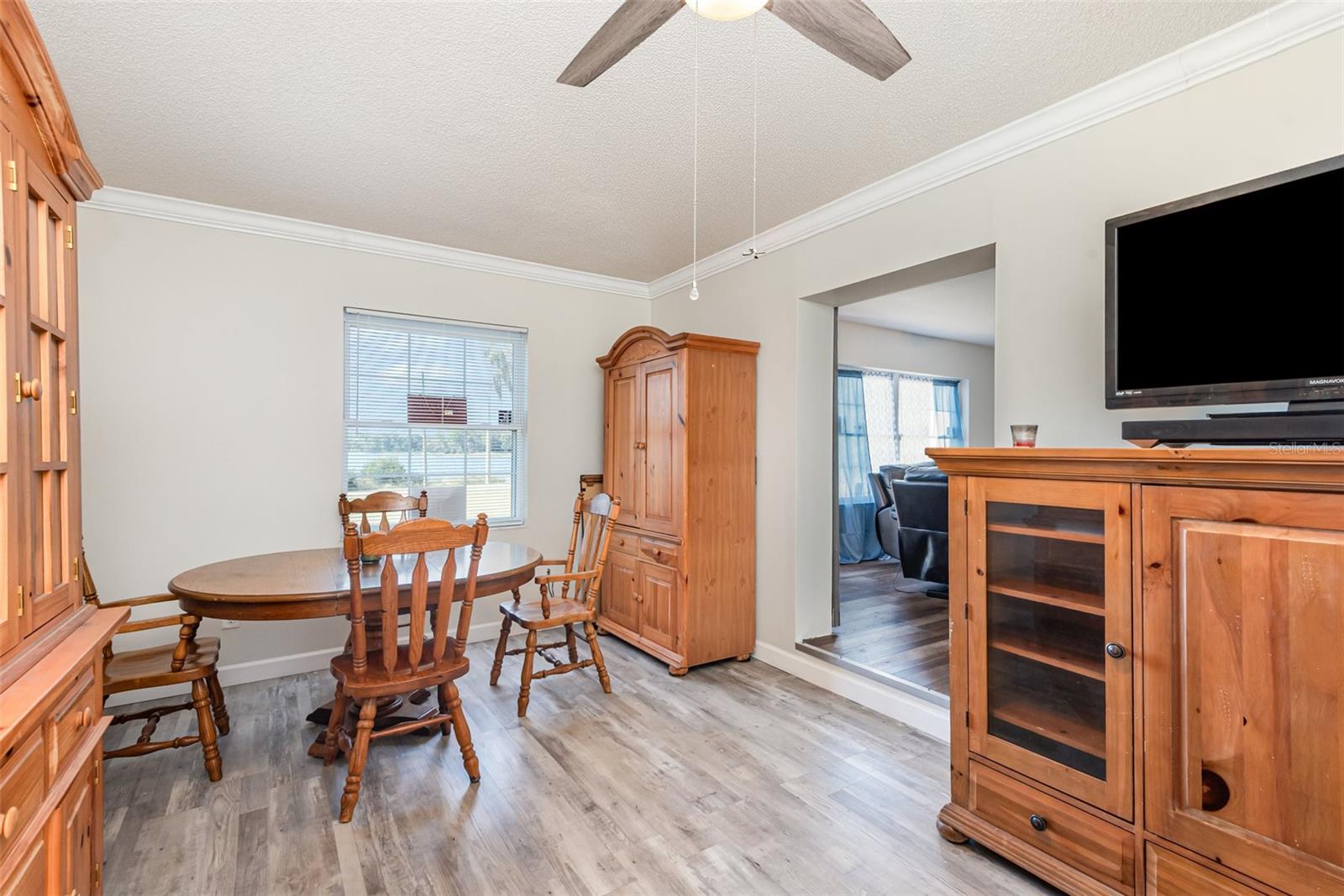 Image 11 of 40 For 404 Grand Rondo E