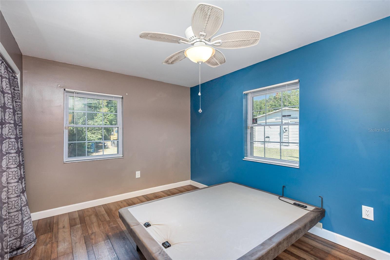 Image 20 of 40 For 404 Grand Rondo E